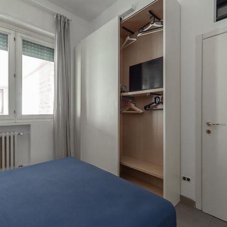 Vittoria-Duomo 15 Minuti Apartman Milánó Kültér fotó